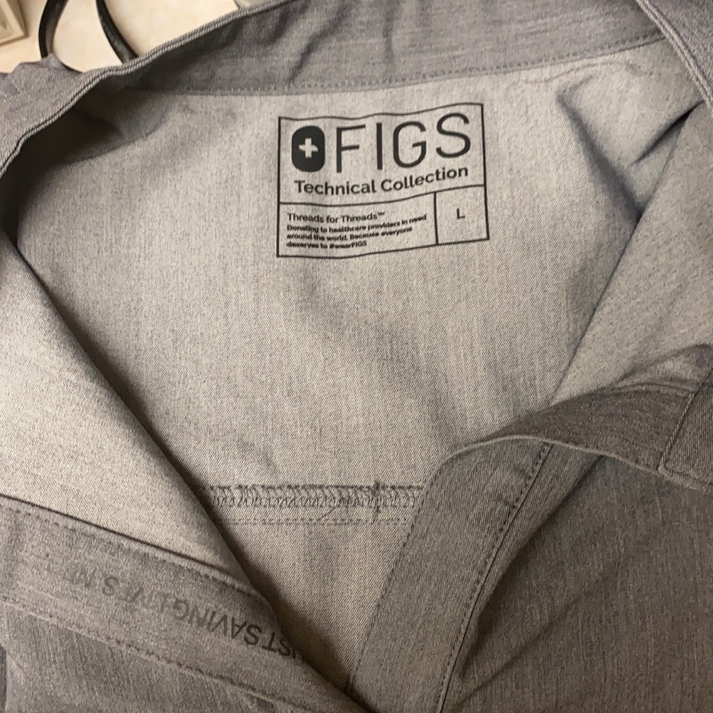 Figs Graphite Rafaela Top L